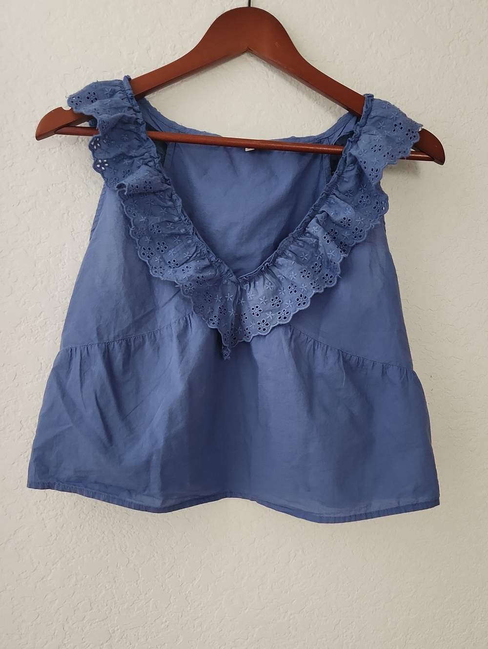 Camellia Cotton Sleeveless Blue Eyelet Ruffle V-Neck Tank Top